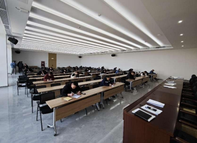 以考促学 以学促用